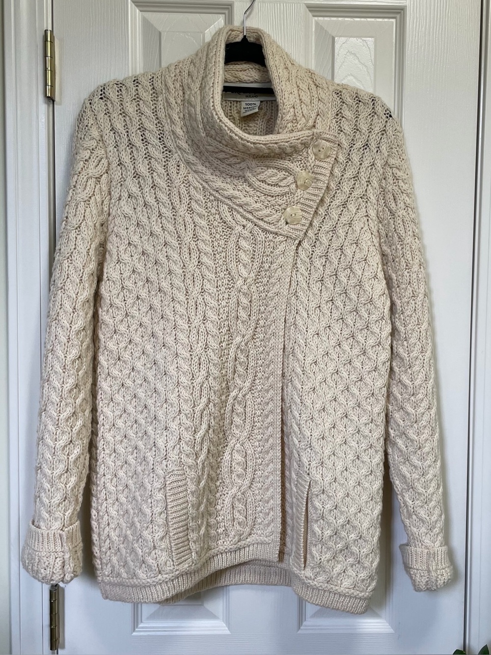 Aran Mor Ireland Cable Knit Crossover Neck Sweater 100% Merino Wool Sz L - Picture 2 of 10